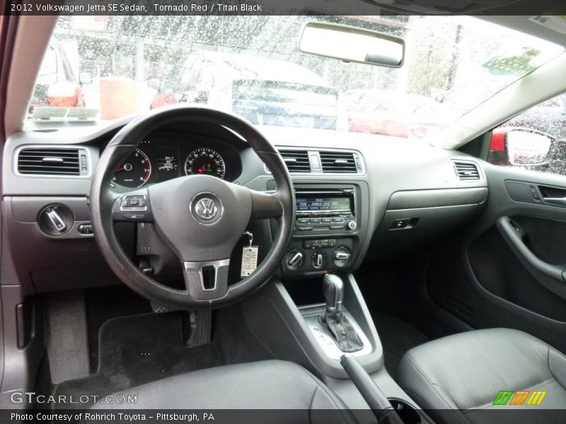 Tornado Red / Titan Black 2012 Volkswagen Jetta SE Sedan