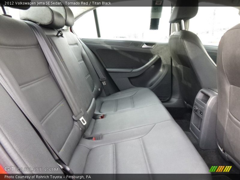 Tornado Red / Titan Black 2012 Volkswagen Jetta SE Sedan