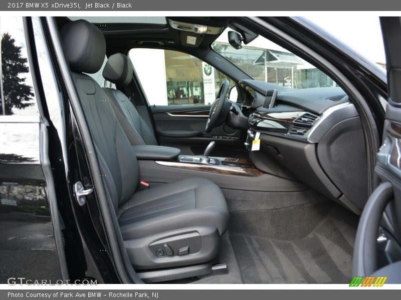 Front Seat of 2017 X5 xDrive35i