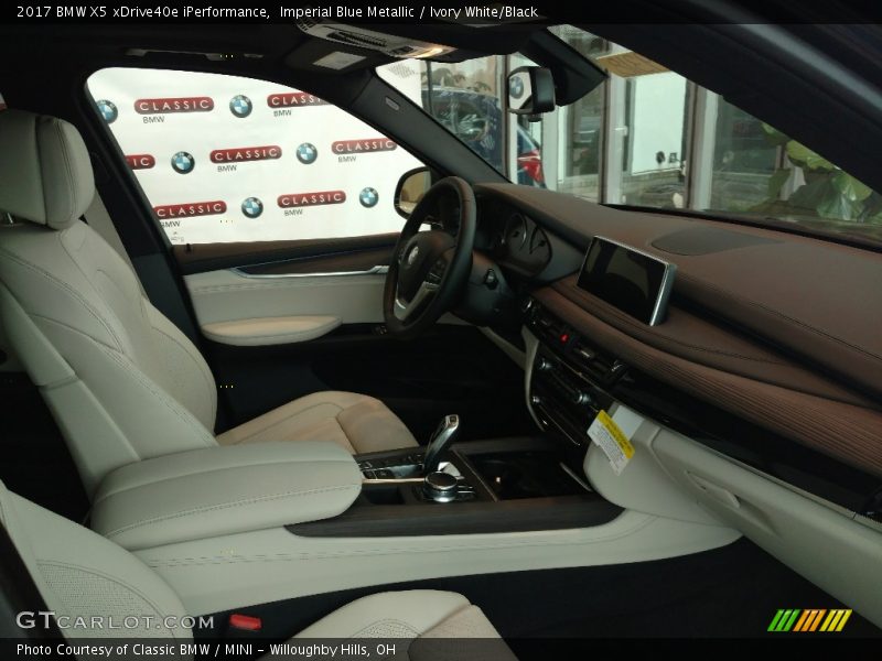 Imperial Blue Metallic / Ivory White/Black 2017 BMW X5 xDrive40e iPerformance