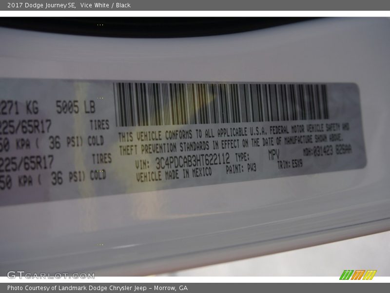 Vice White / Black 2017 Dodge Journey SE