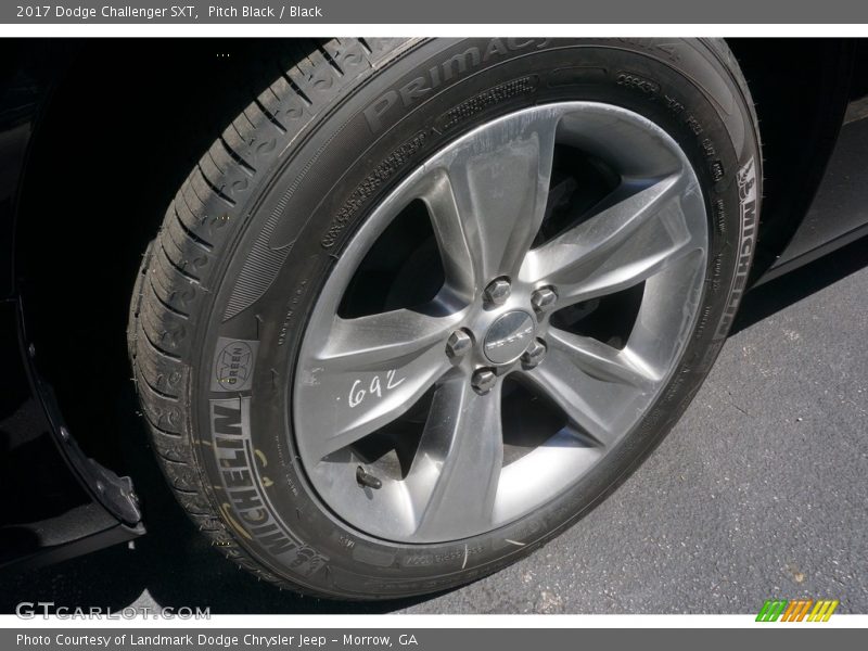 Pitch Black / Black 2017 Dodge Challenger SXT