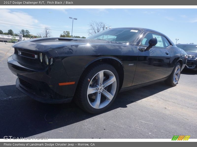 Pitch Black / Black 2017 Dodge Challenger R/T
