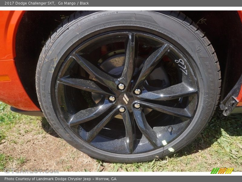 Go Mango / Black 2017 Dodge Challenger SXT