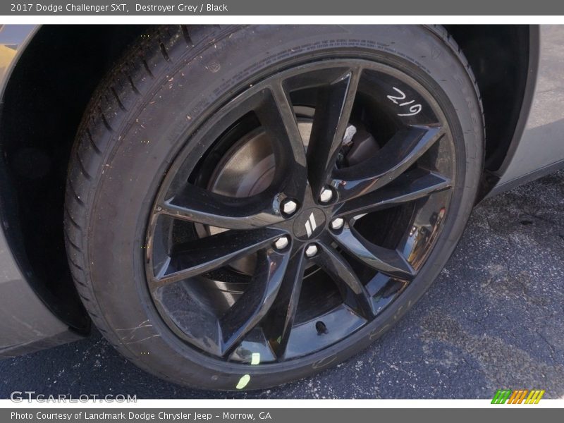 Destroyer Grey / Black 2017 Dodge Challenger SXT