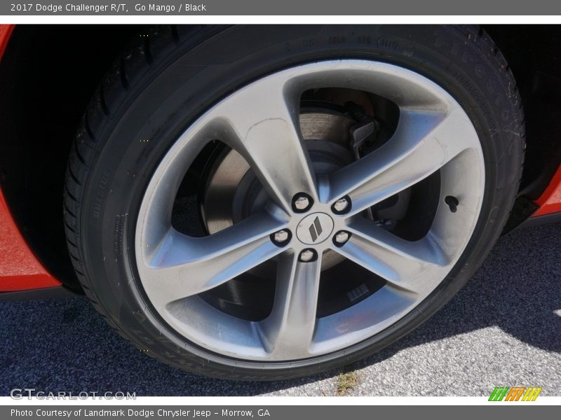 Go Mango / Black 2017 Dodge Challenger R/T