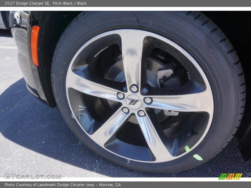 Pitch-Black / Black 2017 Dodge Charger SE