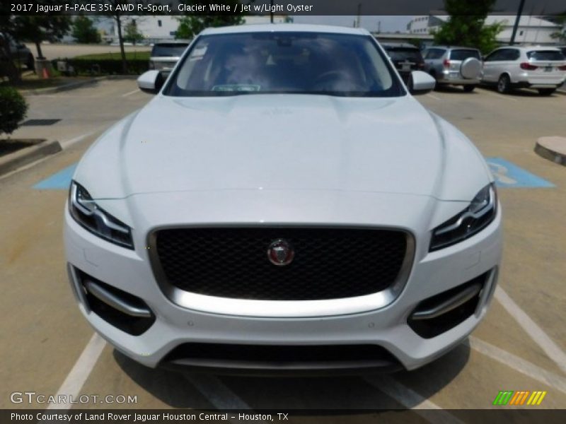 Glacier White / Jet w/Light Oyster 2017 Jaguar F-PACE 35t AWD R-Sport