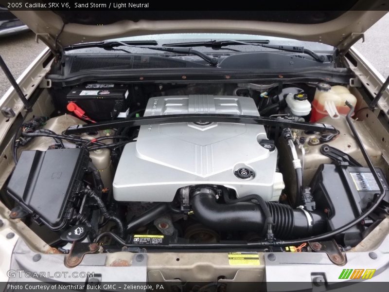Sand Storm / Light Neutral 2005 Cadillac SRX V6