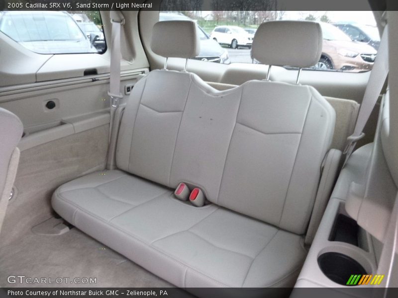 Sand Storm / Light Neutral 2005 Cadillac SRX V6