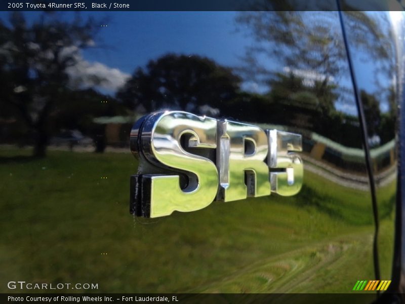 Black / Stone 2005 Toyota 4Runner SR5