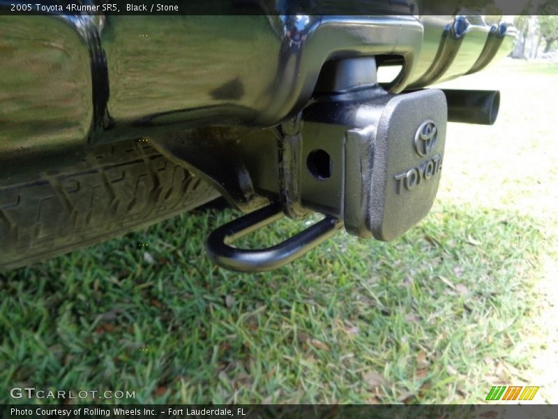 Black / Stone 2005 Toyota 4Runner SR5