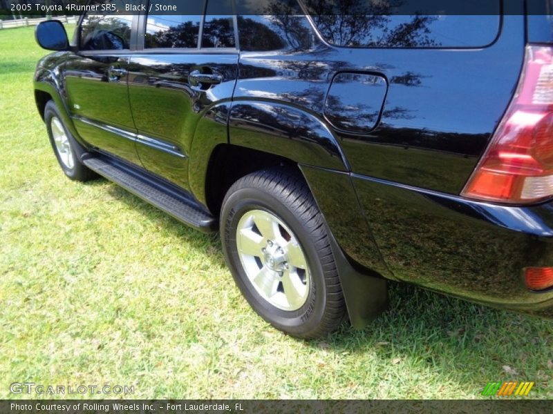 Black / Stone 2005 Toyota 4Runner SR5