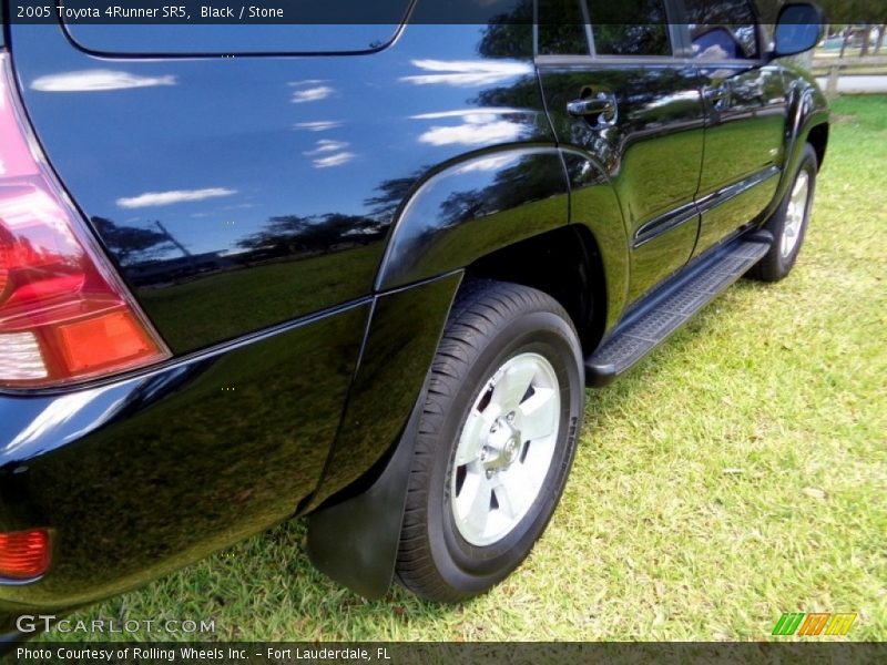 Black / Stone 2005 Toyota 4Runner SR5