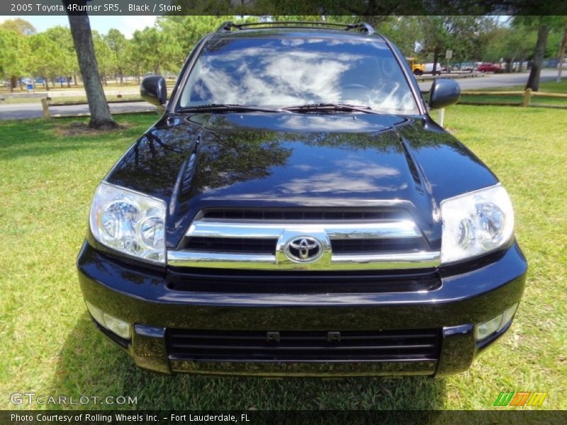 Black / Stone 2005 Toyota 4Runner SR5