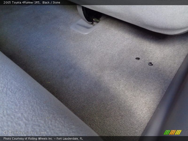 Black / Stone 2005 Toyota 4Runner SR5