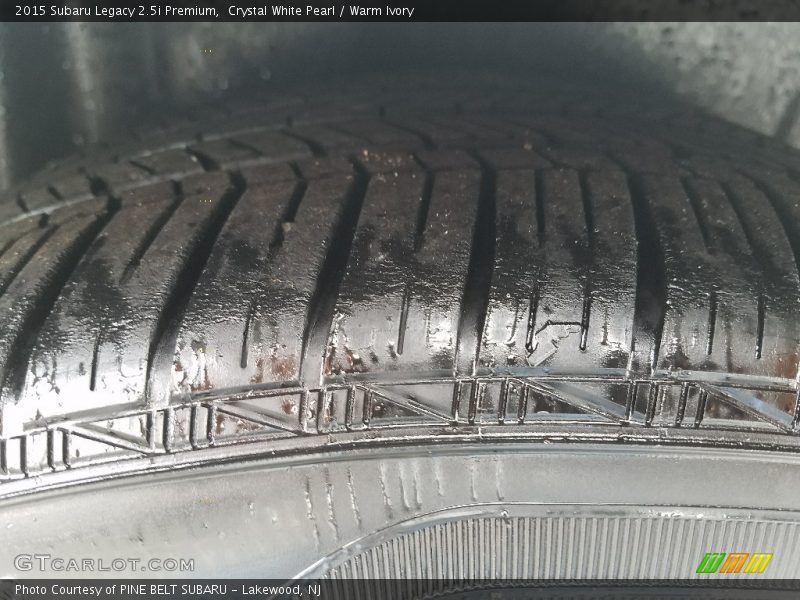 Crystal White Pearl / Warm Ivory 2015 Subaru Legacy 2.5i Premium