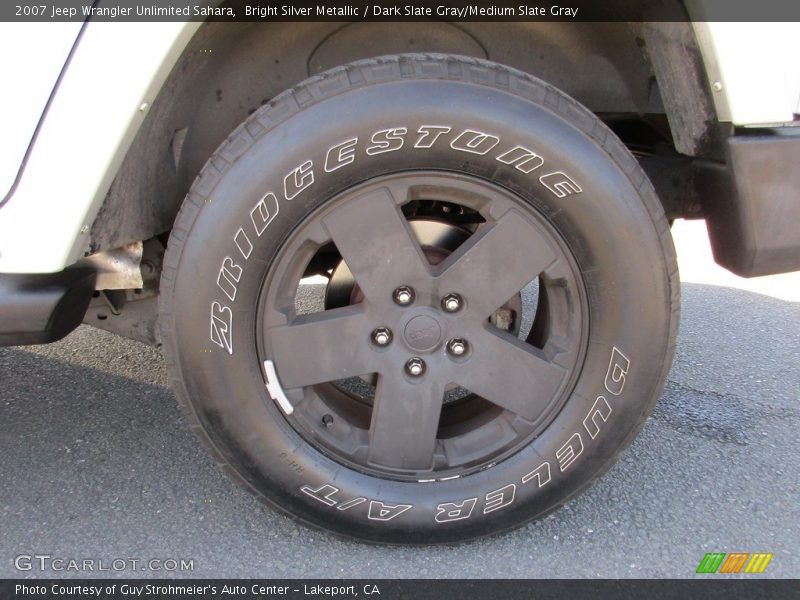 Bright Silver Metallic / Dark Slate Gray/Medium Slate Gray 2007 Jeep Wrangler Unlimited Sahara