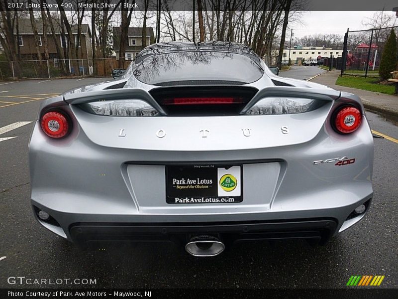 Metallic Silver / Black 2017 Lotus Evora 400