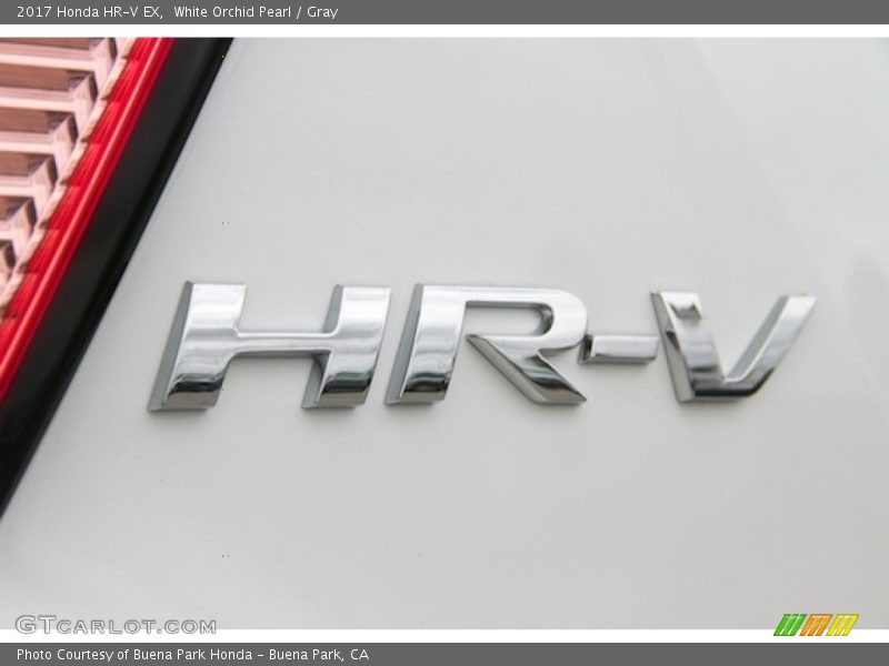 White Orchid Pearl / Gray 2017 Honda HR-V EX
