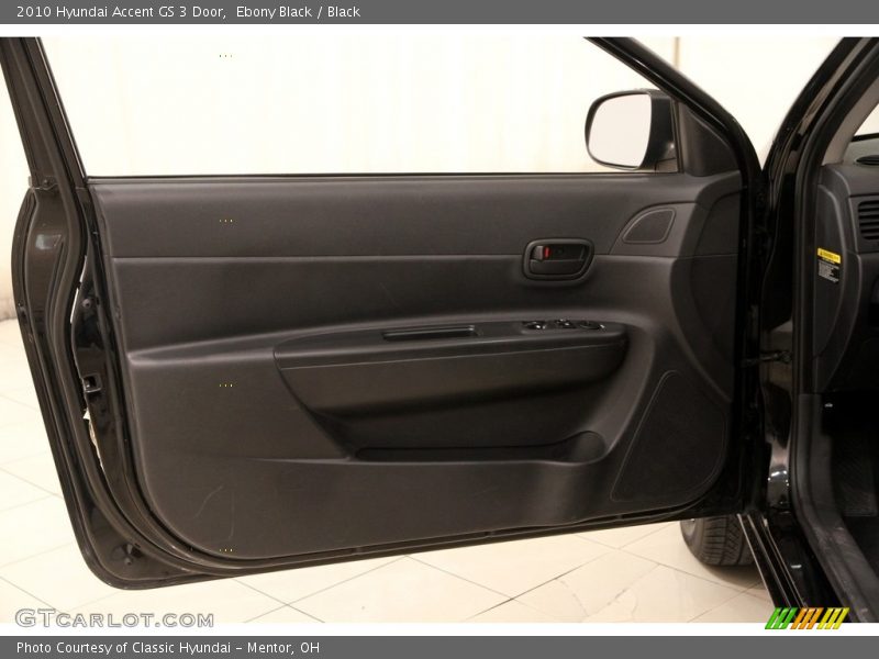 Ebony Black / Black 2010 Hyundai Accent GS 3 Door