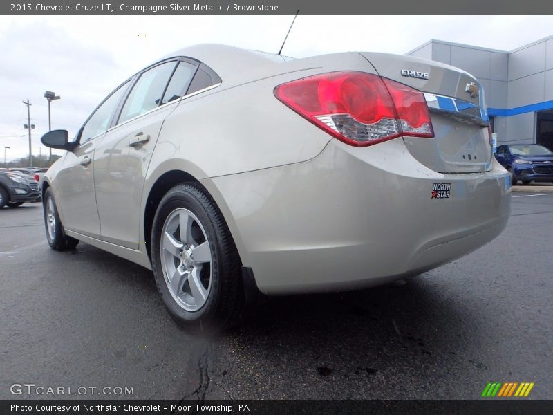 Champagne Silver Metallic / Brownstone 2015 Chevrolet Cruze LT