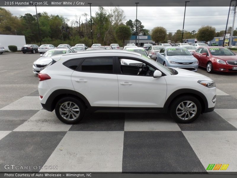Winter White / Gray 2016 Hyundai Tucson SE