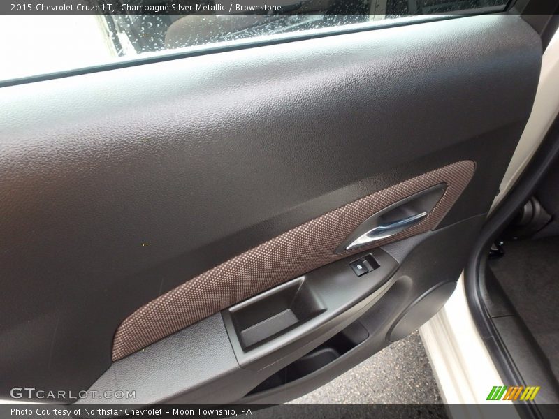 Champagne Silver Metallic / Brownstone 2015 Chevrolet Cruze LT