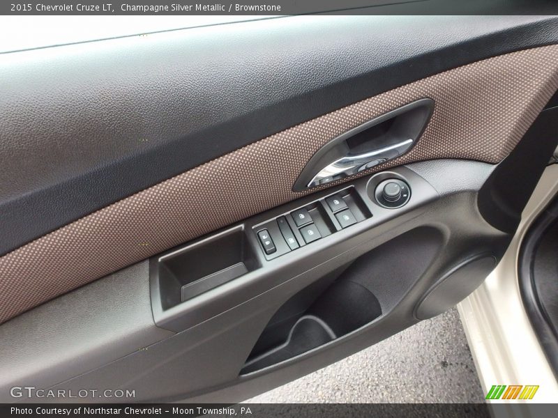 Champagne Silver Metallic / Brownstone 2015 Chevrolet Cruze LT