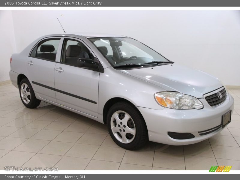 Silver Streak Mica / Light Gray 2005 Toyota Corolla CE