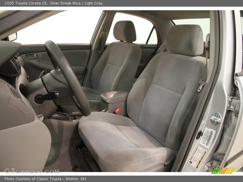Silver Streak Mica / Light Gray 2005 Toyota Corolla CE
