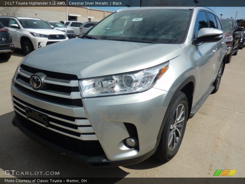 Celestial Silver Metallic / Black 2017 Toyota Highlander XLE AWD