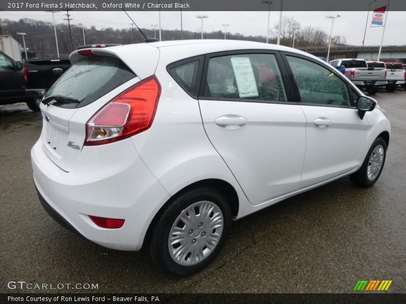 Oxford White / Charcoal Black 2017 Ford Fiesta S Hatchback