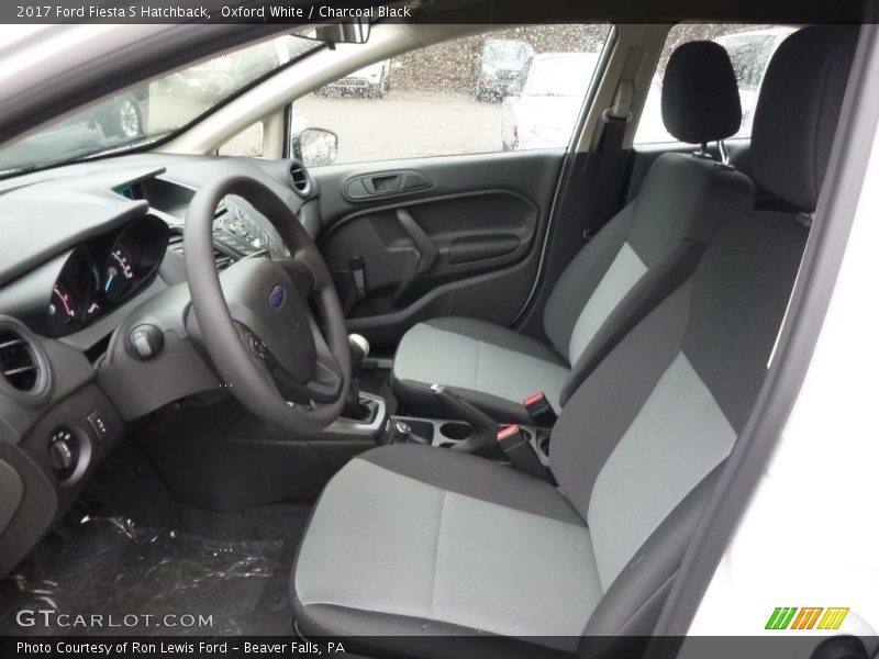 Oxford White / Charcoal Black 2017 Ford Fiesta S Hatchback