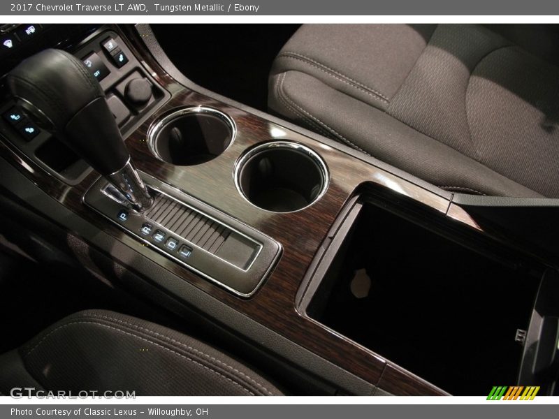 Tungsten Metallic / Ebony 2017 Chevrolet Traverse LT AWD