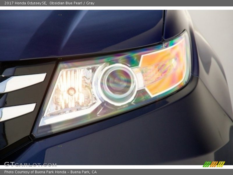 Obsidian Blue Pearl / Gray 2017 Honda Odyssey SE