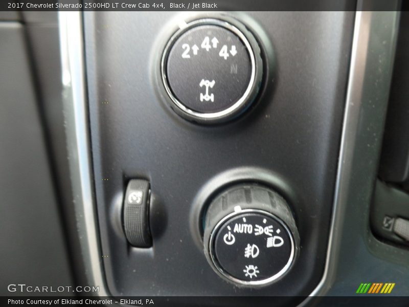 Controls of 2017 Silverado 2500HD LT Crew Cab 4x4