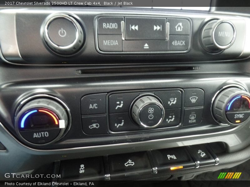 Controls of 2017 Silverado 2500HD LT Crew Cab 4x4
