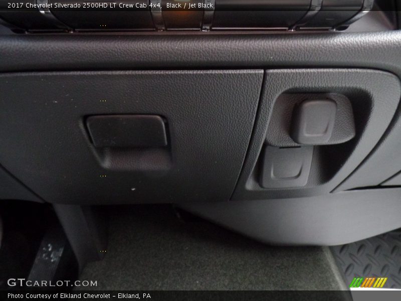 Black / Jet Black 2017 Chevrolet Silverado 2500HD LT Crew Cab 4x4