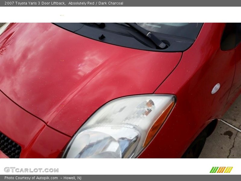 Absolutely Red / Dark Charcoal 2007 Toyota Yaris 3 Door Liftback