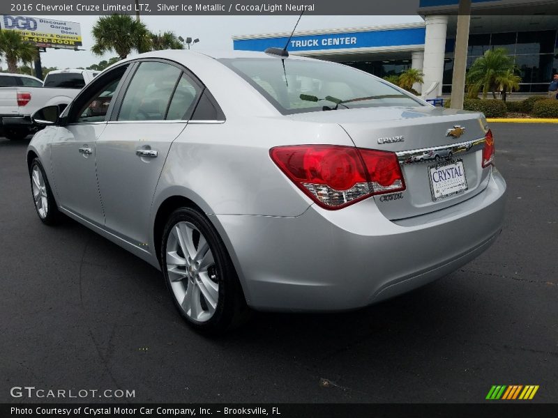 Silver Ice Metallic / Cocoa/Light Neutral 2016 Chevrolet Cruze Limited LTZ