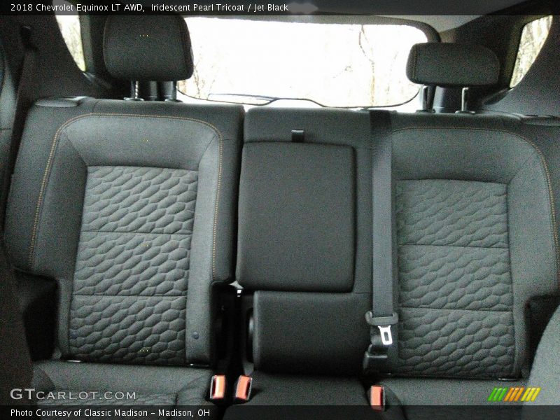 Iridescent Pearl Tricoat / Jet Black 2018 Chevrolet Equinox LT AWD