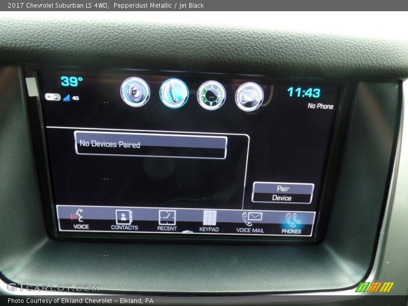 Pepperdust Metallic / Jet Black 2017 Chevrolet Suburban LS 4WD