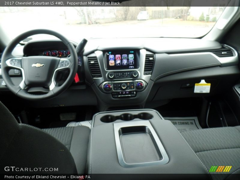 Pepperdust Metallic / Jet Black 2017 Chevrolet Suburban LS 4WD
