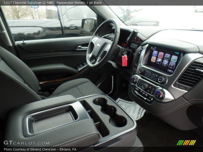 Pepperdust Metallic / Jet Black 2017 Chevrolet Suburban LS 4WD