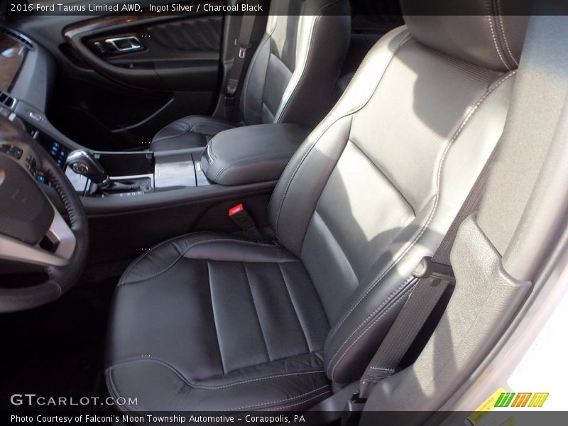 Front Seat of 2016 Taurus Limited AWD