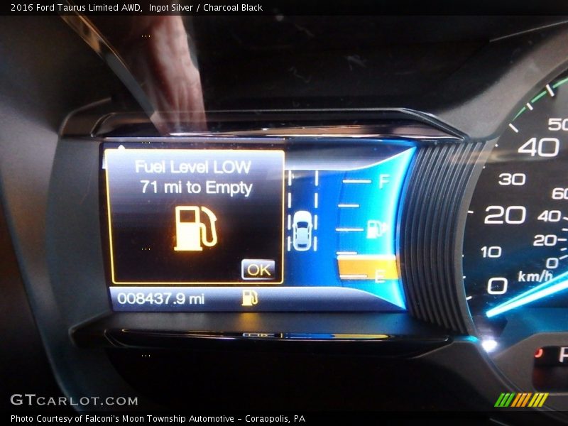 Ingot Silver / Charcoal Black 2016 Ford Taurus Limited AWD