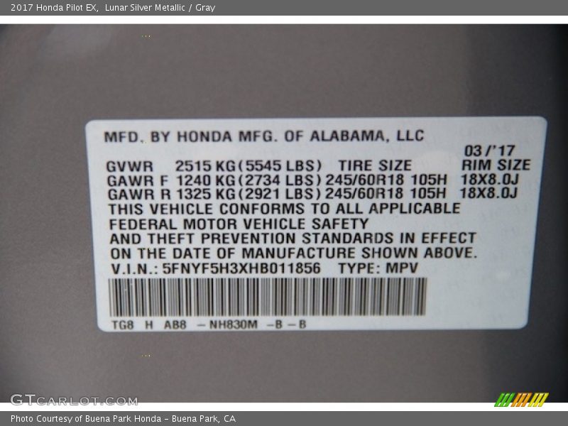 Lunar Silver Metallic / Gray 2017 Honda Pilot EX