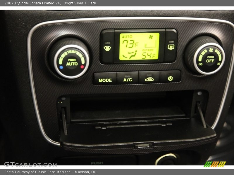 Bright Silver / Black 2007 Hyundai Sonata Limited V6