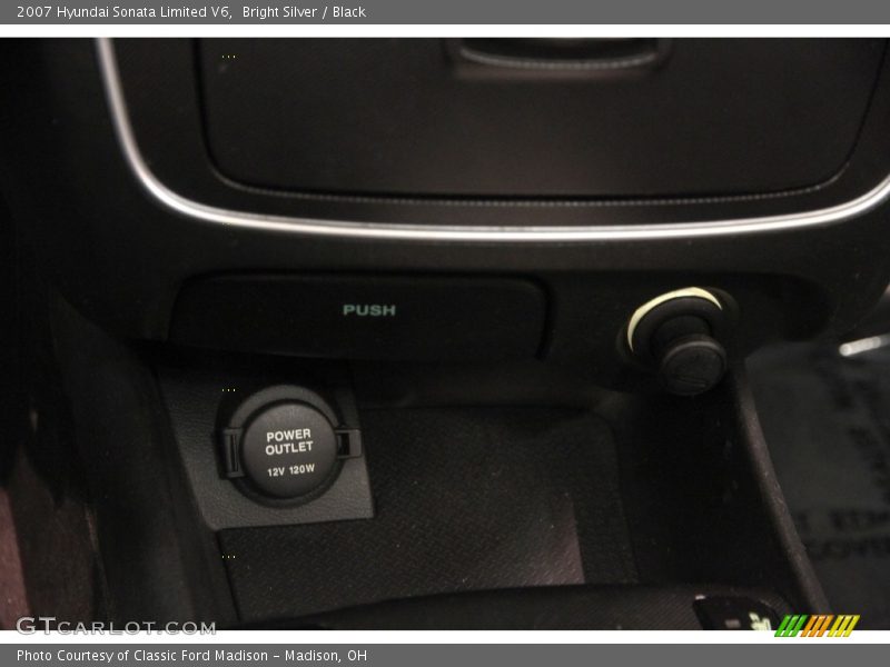 Bright Silver / Black 2007 Hyundai Sonata Limited V6